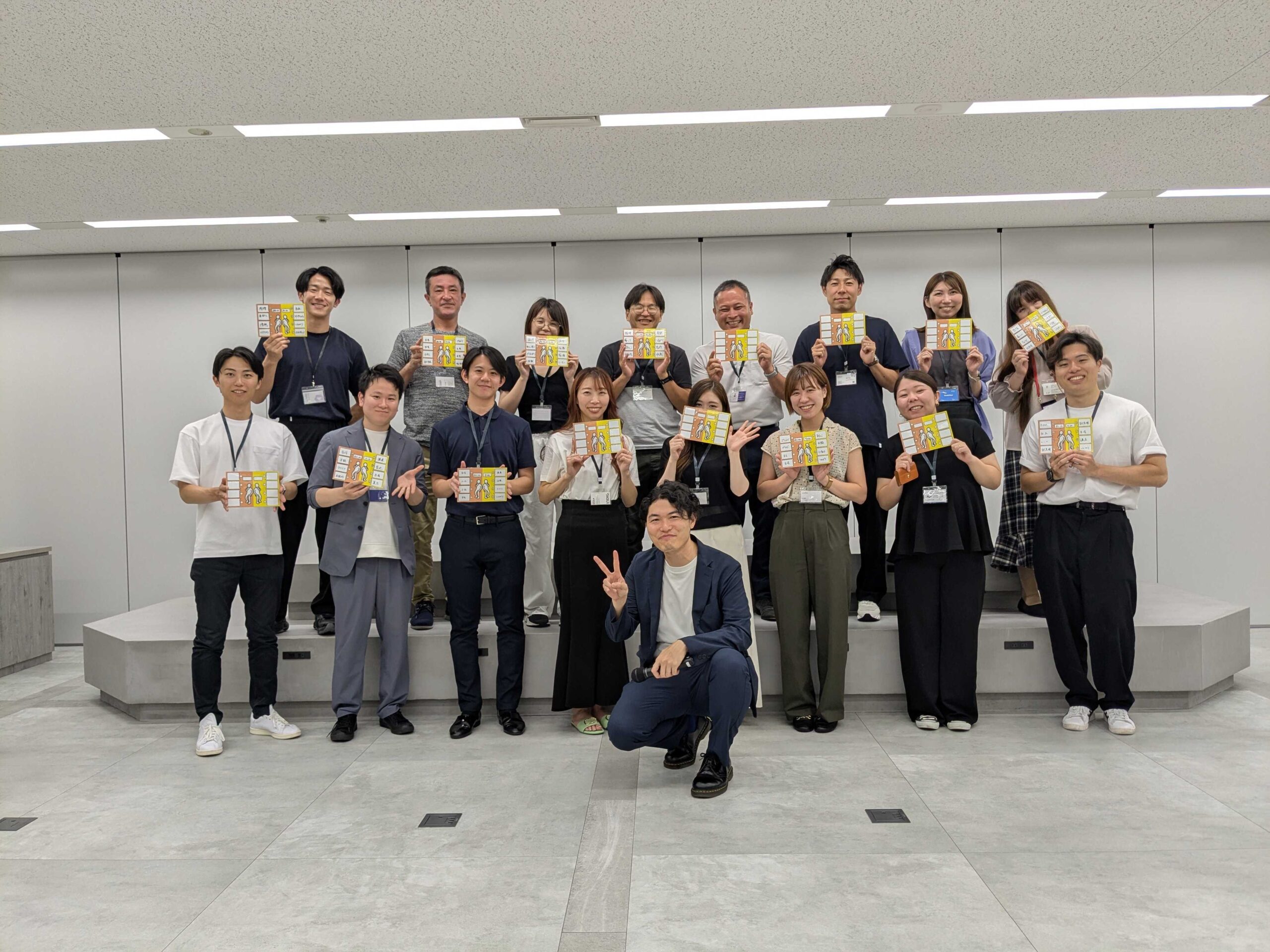 カレーとボードゲームで楽しむHR人事交流会の集合写真